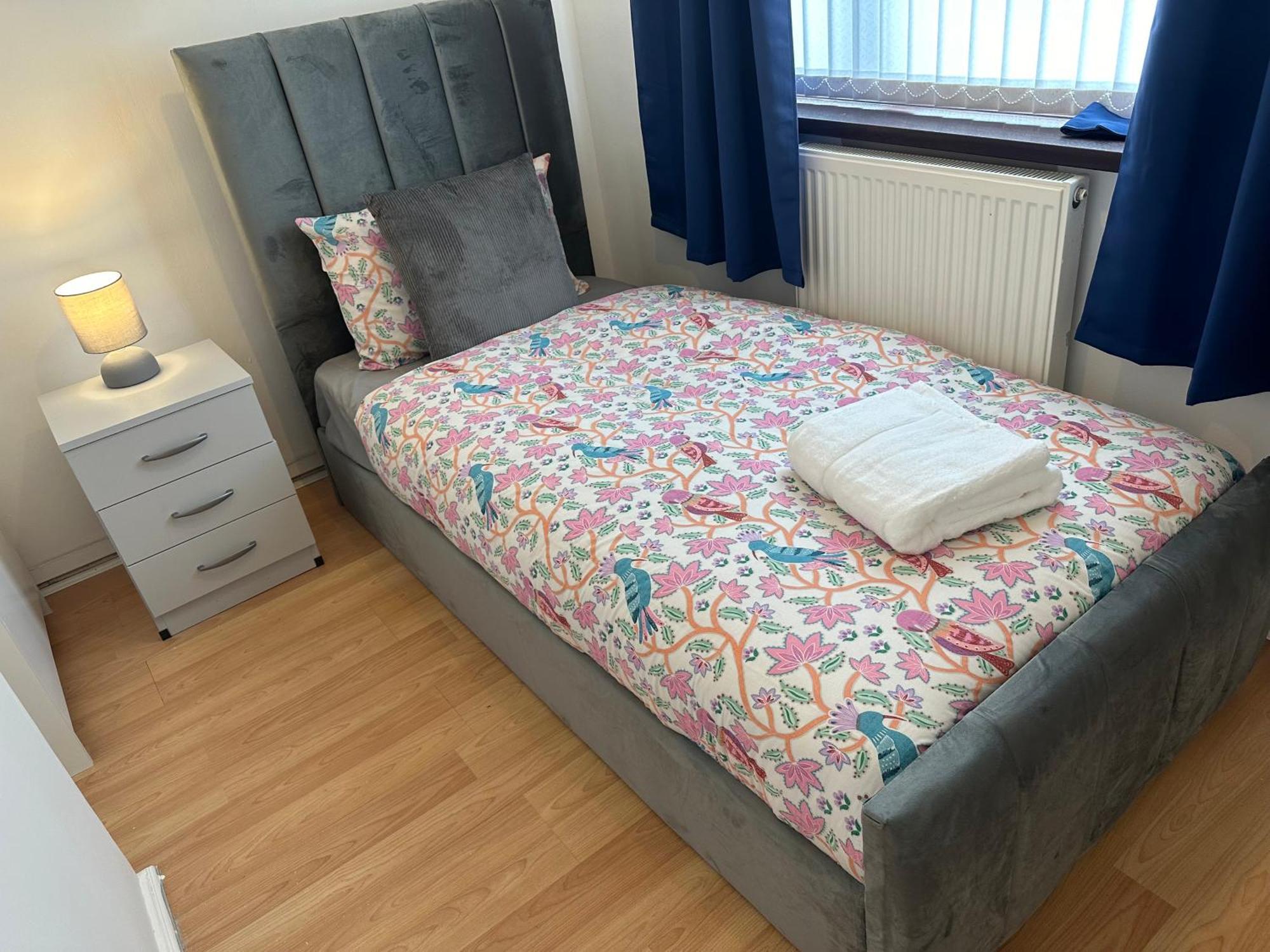 Lovely 3 Bedroom House Close To City Centre Peterlee Extérieur photo